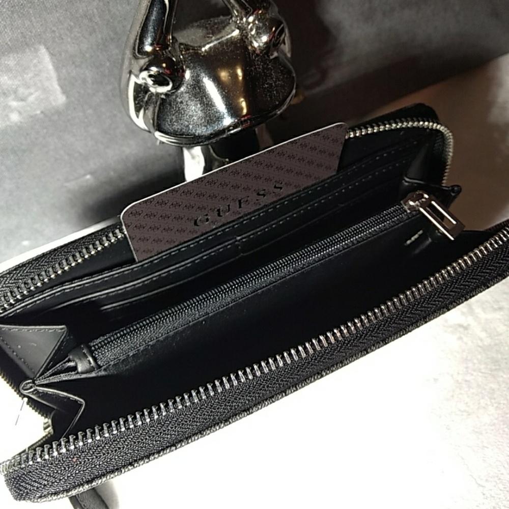 🆕 Wallet GUESS🆕 - Picture 5 of 5